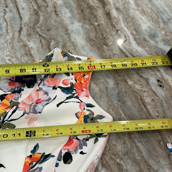 Just Taylor Floral Dress - Picture 9 of 11